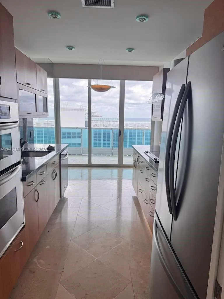 5025 Collins Ave # 1602, Miami Beach, FL 33140 photo 6