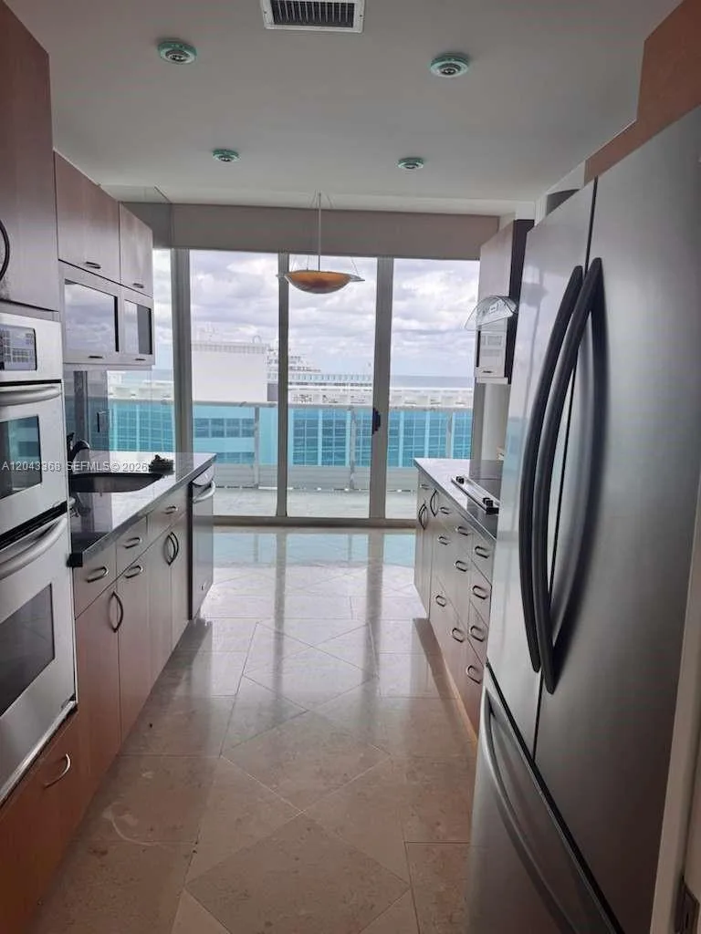 5025 Collins Ave # 1602, Miami Beach, FL 33140 photo 8