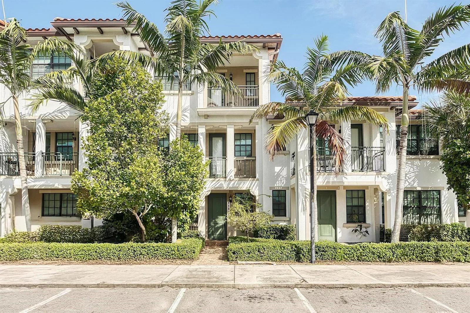 11303 SW 15th Street, Pembroke Pines, FL 33025