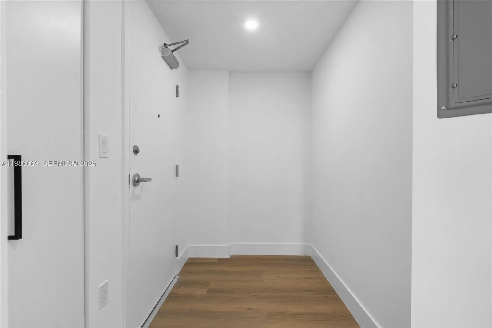 2479 NE 192nd St # 205, Miami, FL 33180 photo 2
