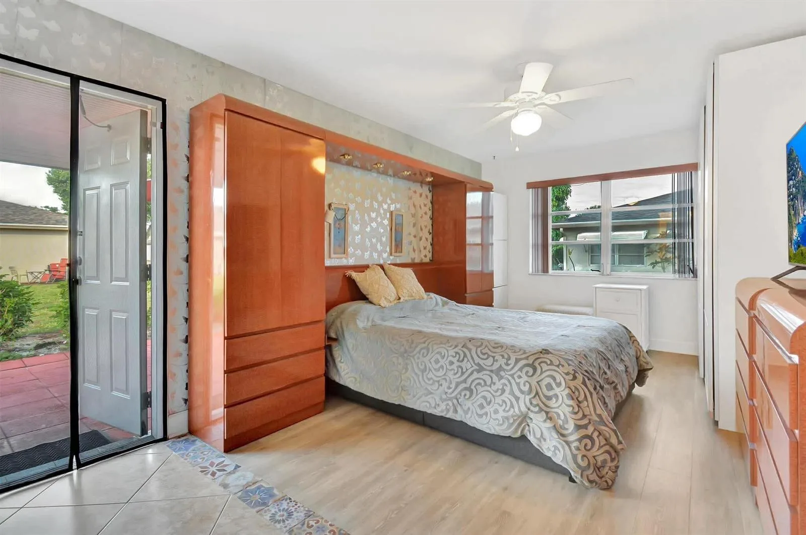 1232 Club Drive W # D, Delray Beach, FL 33445 photo 5