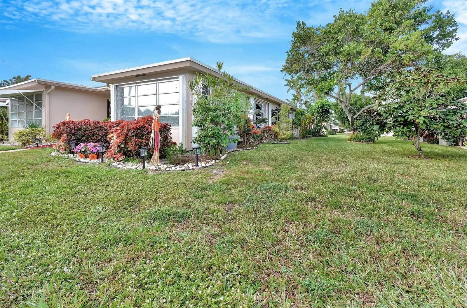 1232 Club Drive W # D, Delray Beach, FL 33445 photo 7