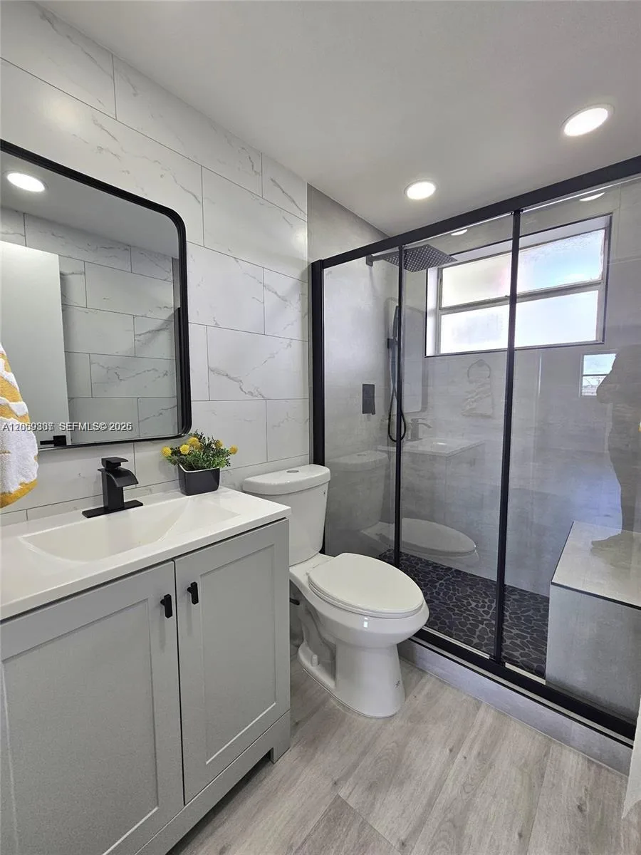 1490 NW 43rd Ave # 301, Lauderhill, FL 33313 photo 12