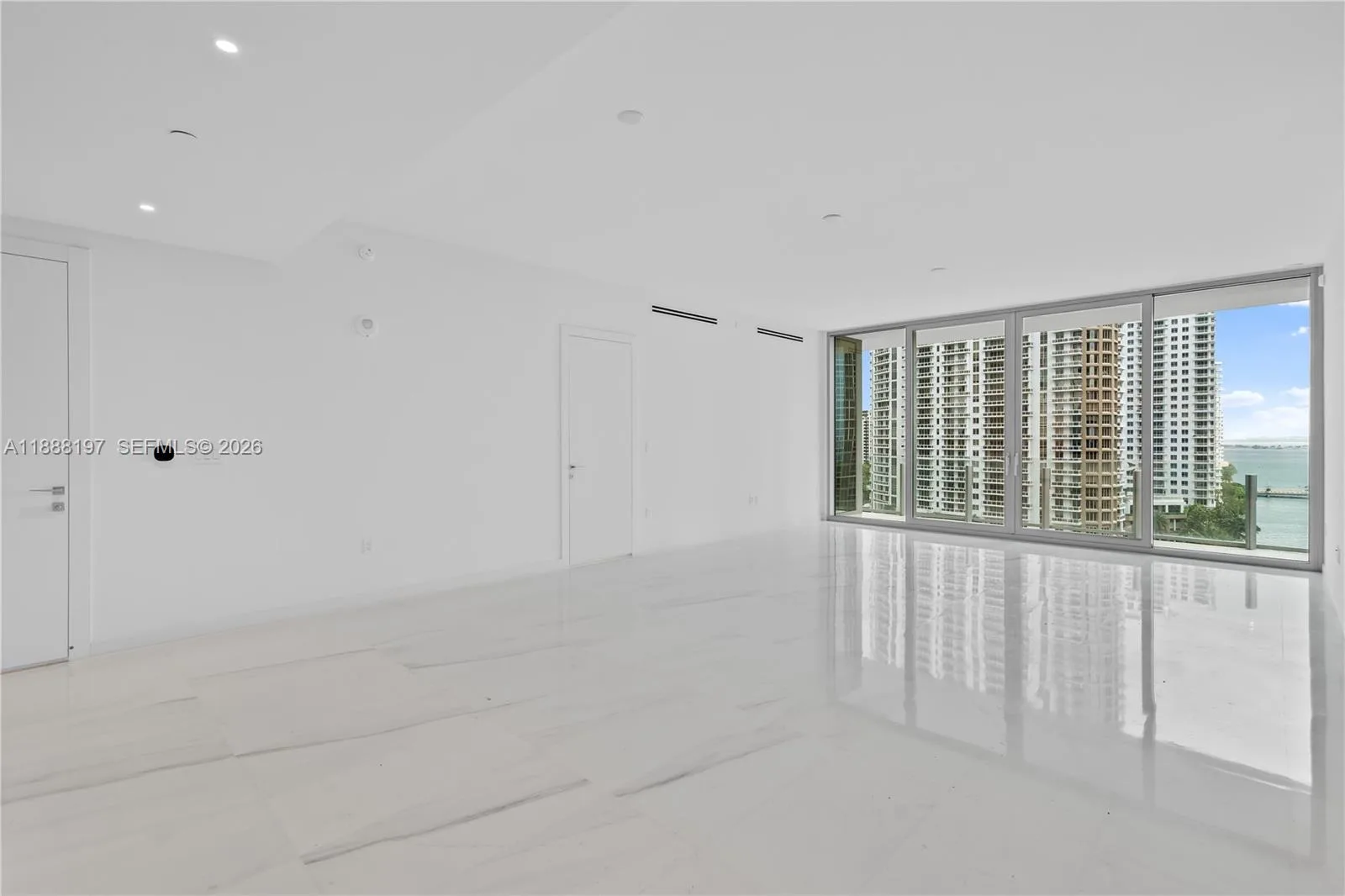 300 Biscayne Blvd Way # 1103, Miami, FL 33131