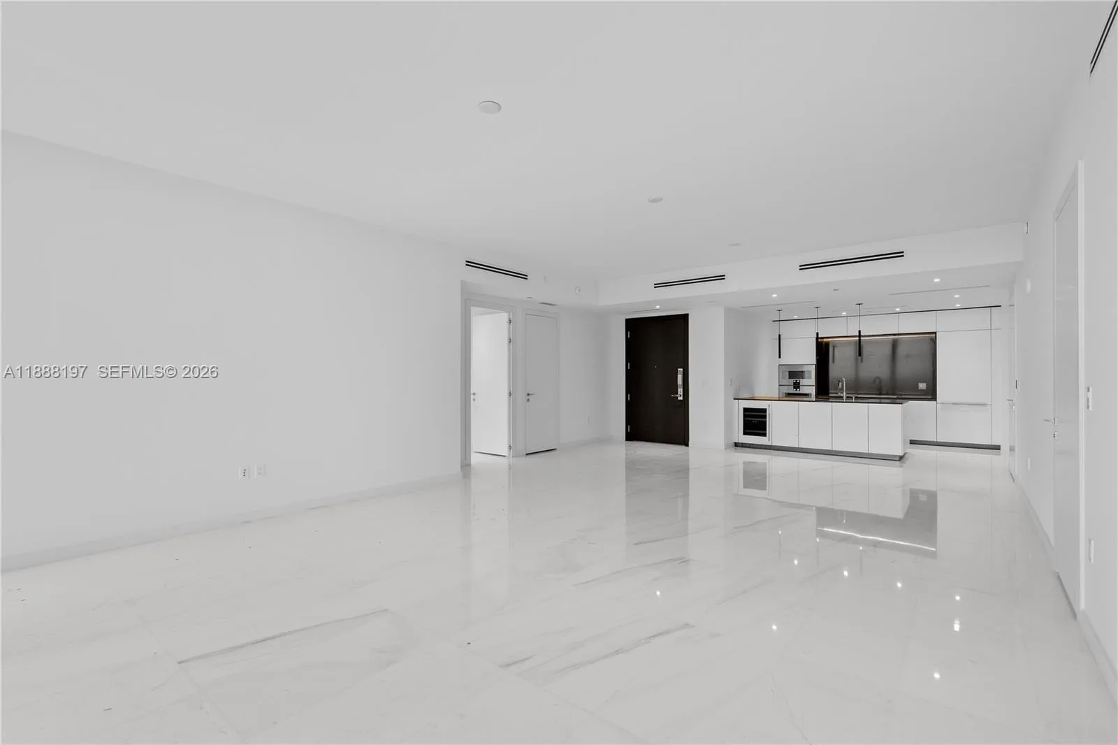 300 Biscayne Blvd Way # 1103, Miami, FL 33131 photo 12