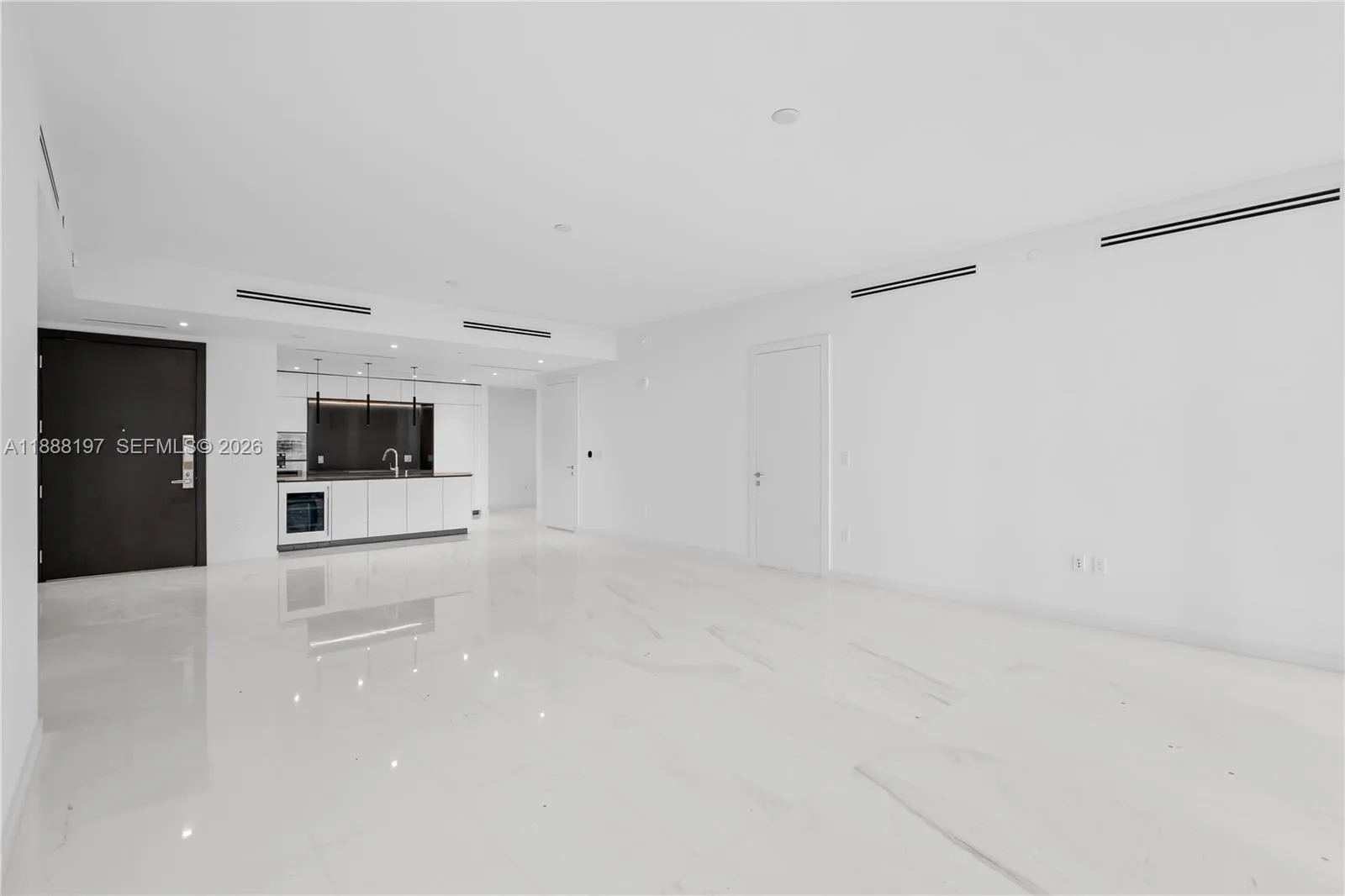 300 Biscayne Blvd Way # 1103, Miami, FL 33131 photo 13