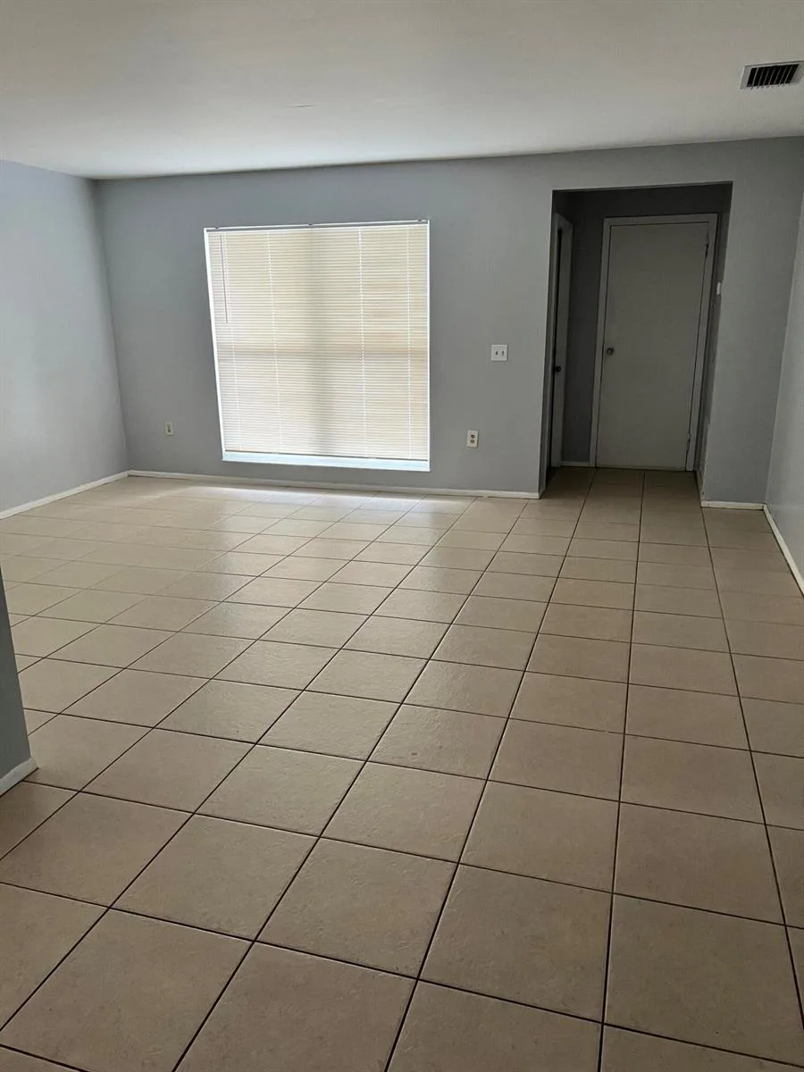 11421 NW 39th Place, Sunrise, FL 33323 photo 11