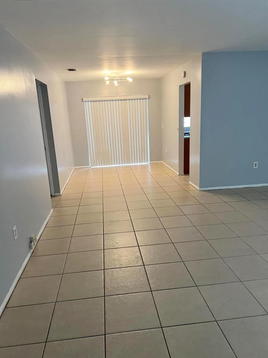 11421 NW 39th Place, Sunrise, FL 33323 photo 12