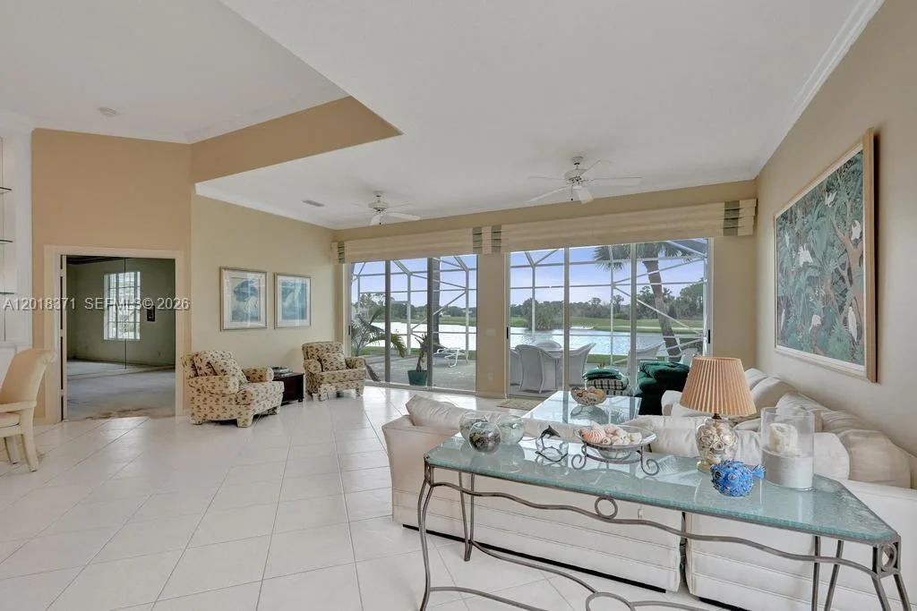 7968 SE Double Tree Dr, Hobe Sound, FL 33455 photo 2