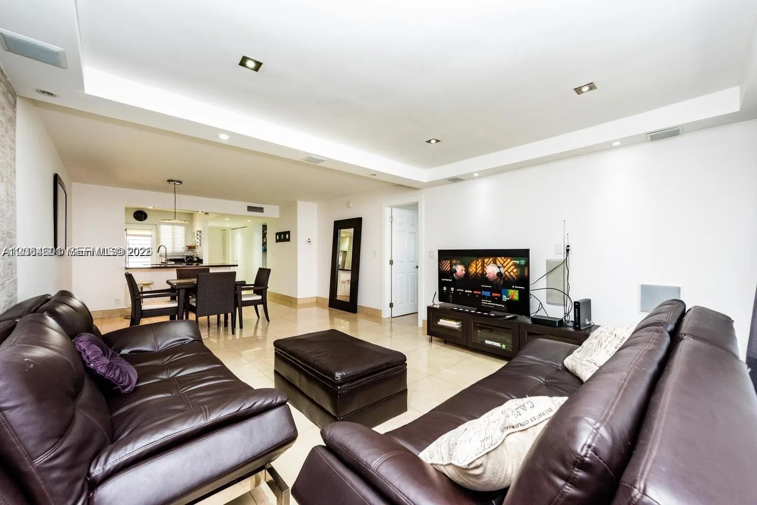 2081 S Ocean Dr # 411, Hallandale Beach, FL 33009 photo 9