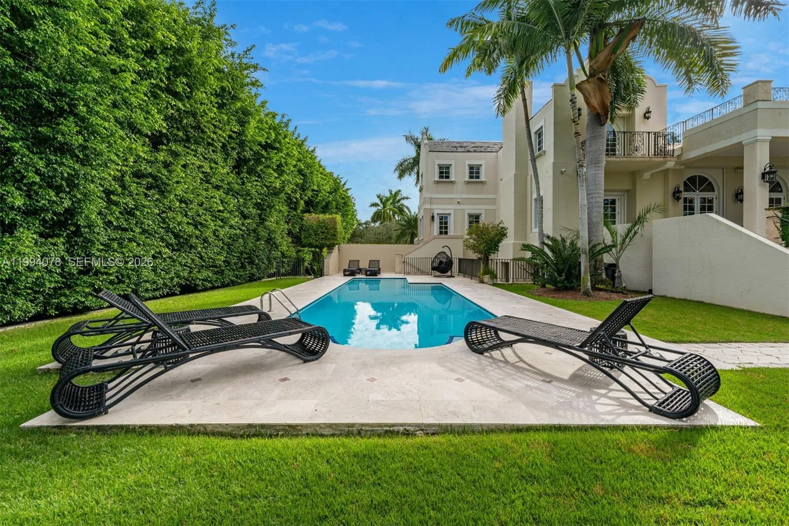 585 Arvida Pkwy, Coral Gables, FL 33156 photo 13