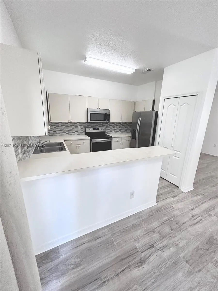 4356 NW 116th Ave # 4356, Doral, FL 33178 photo 6