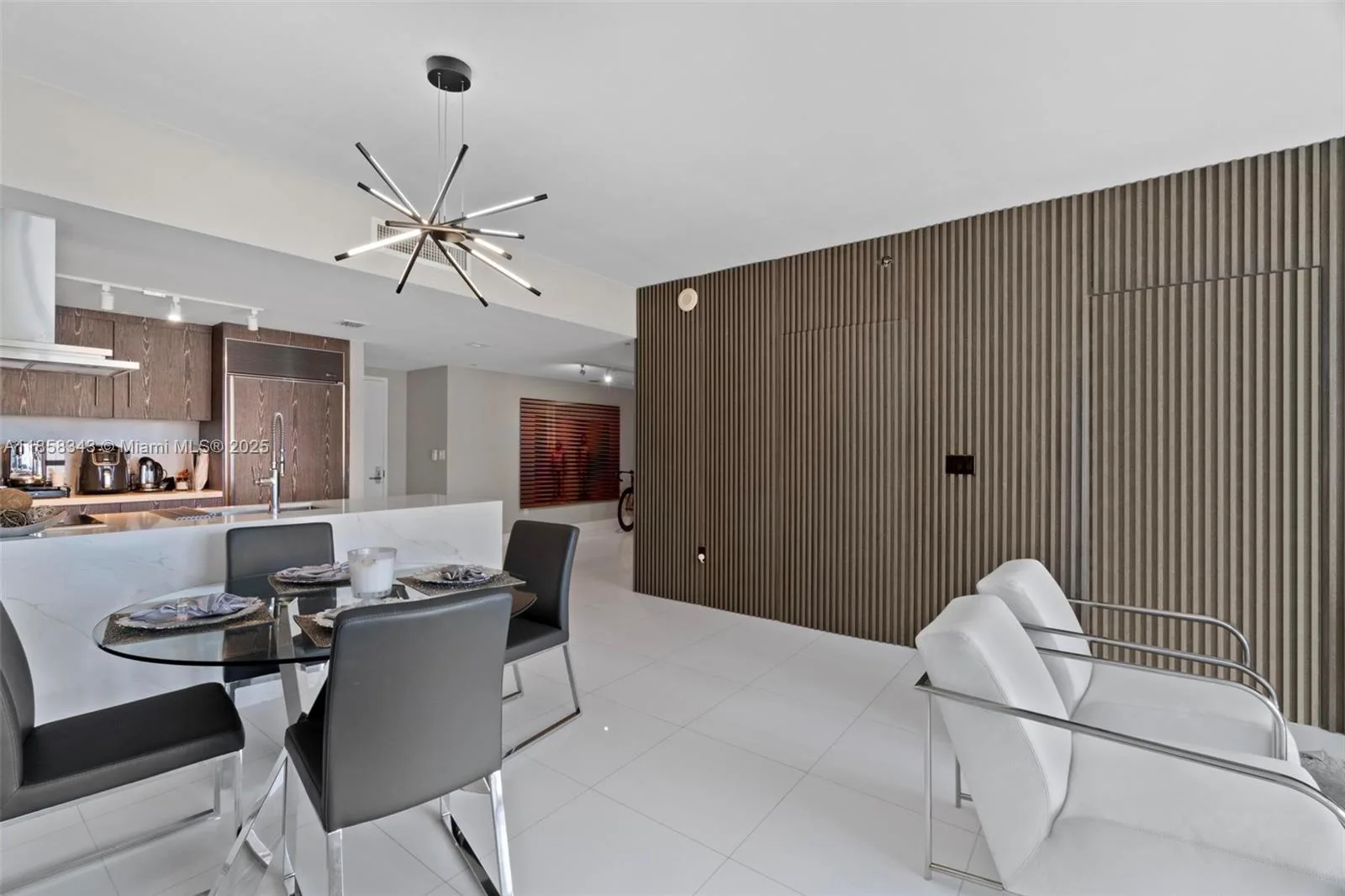 495 Brickell Ave # 1903, Miami, FL 33131 photo 4