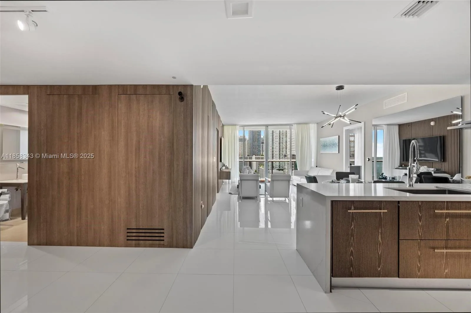 495 Brickell Ave # 1903, Miami, FL 33131 photo 7
