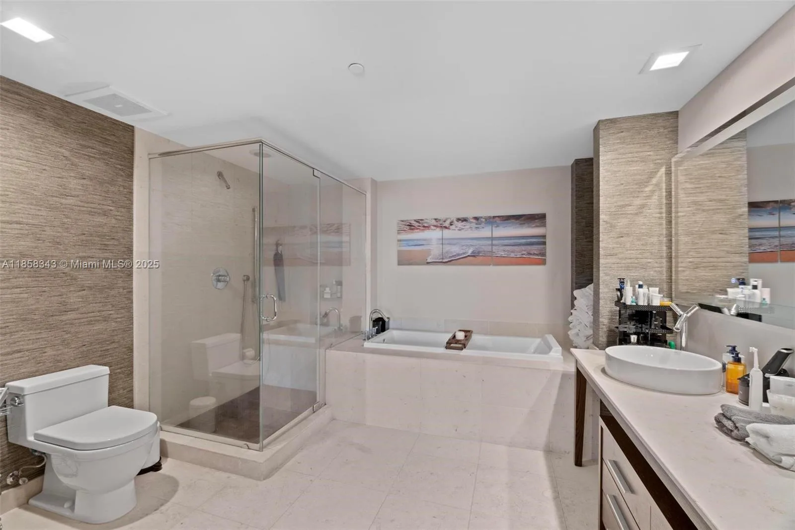 495 Brickell Ave # 1903, Miami, FL 33131 photo 9