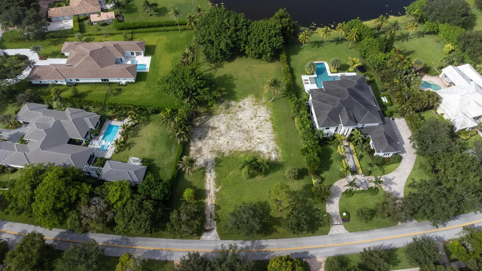 7807 Steeplechase Drive, Palm Beach Gardens, FL 33418 photo 2