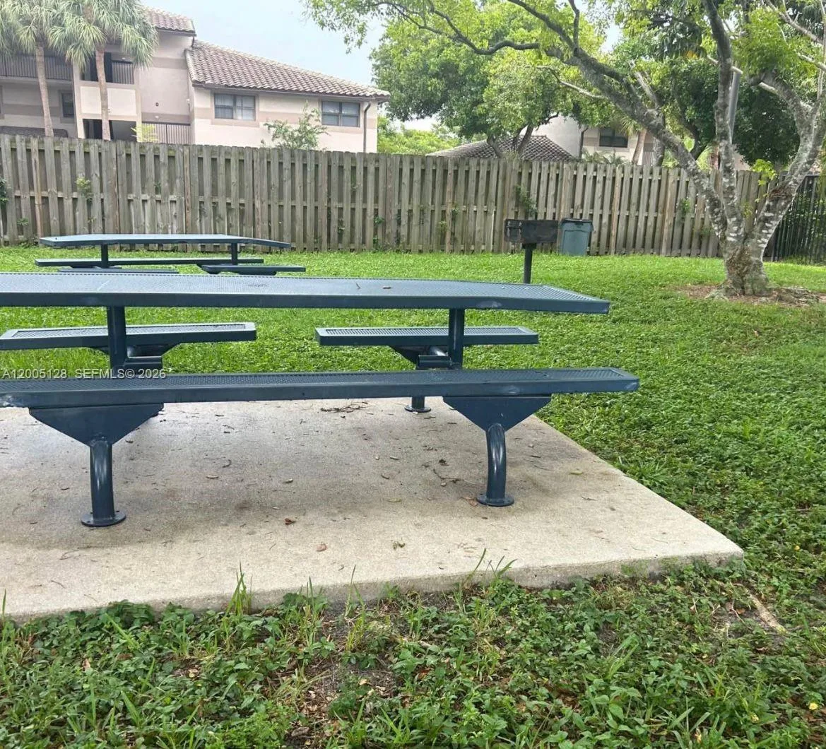 9926 Nob Hill Ct # 9926, Sunrise, FL 33351 photo 5