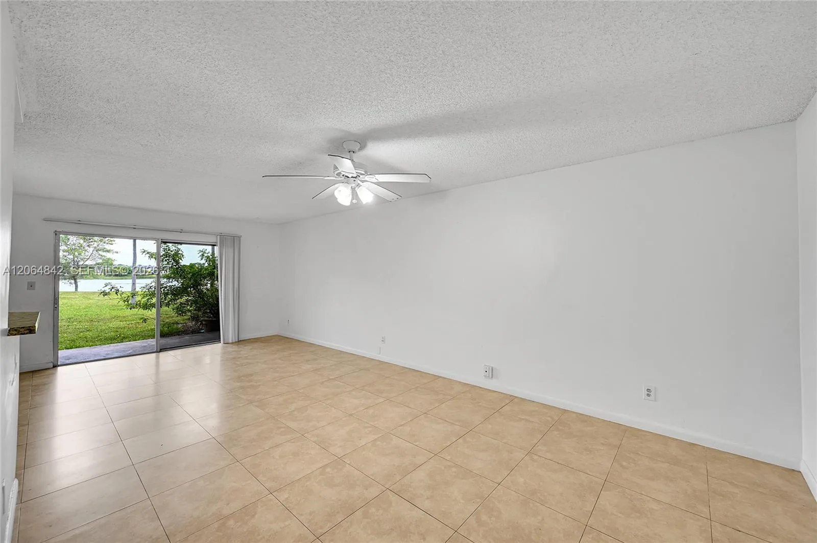 3453 NW 44th St # 107, Oakland Park, FL 33309 photo 9
