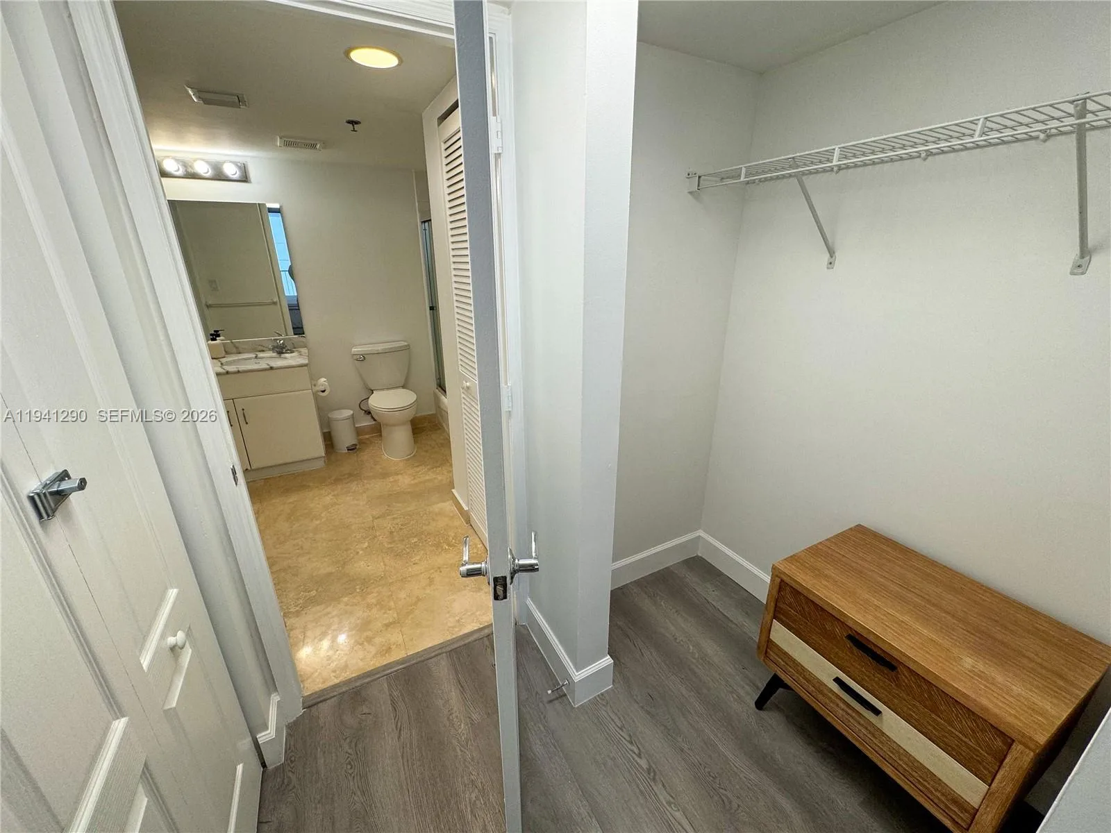 1200 Brickell Bay Dr # 1708, Miami, FL 33131 photo 12