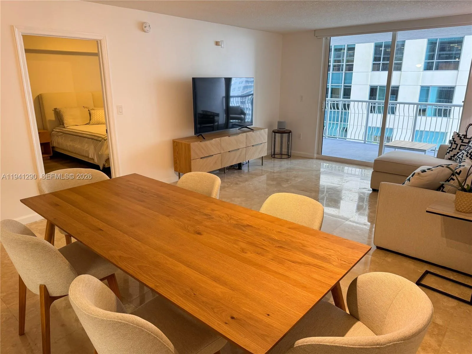 1200 Brickell Bay Dr # 1708, Miami, FL 33131 photo 3