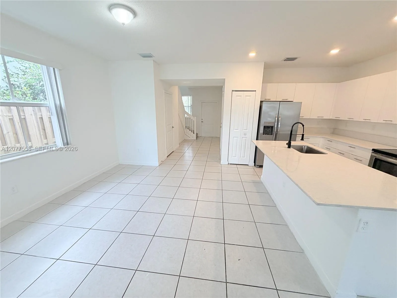 2405 NW 131st Cir, Miami, FL 33167 photo 6