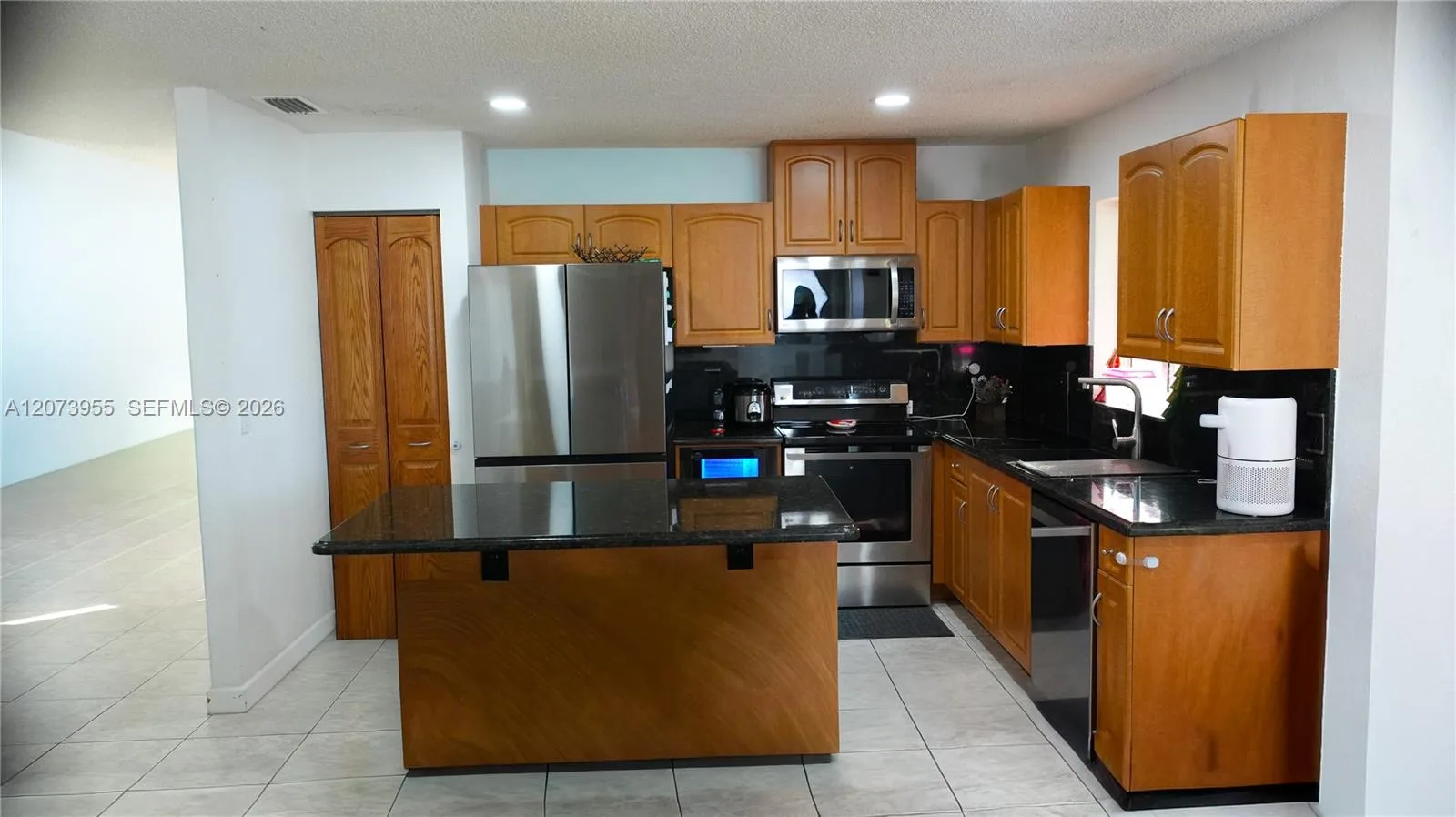 1308 SW 181st Ave, Pembroke Pines, FL 33029 photo 8