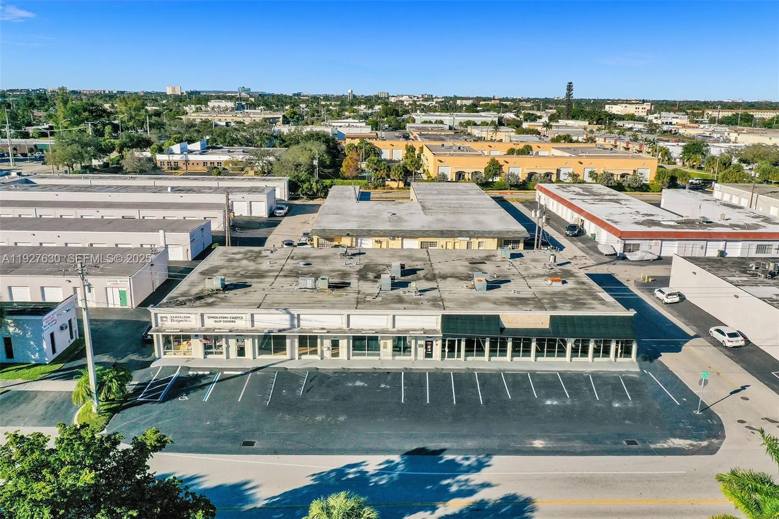 4500 N Dixie Hwy, Oakland Park, FL 33334