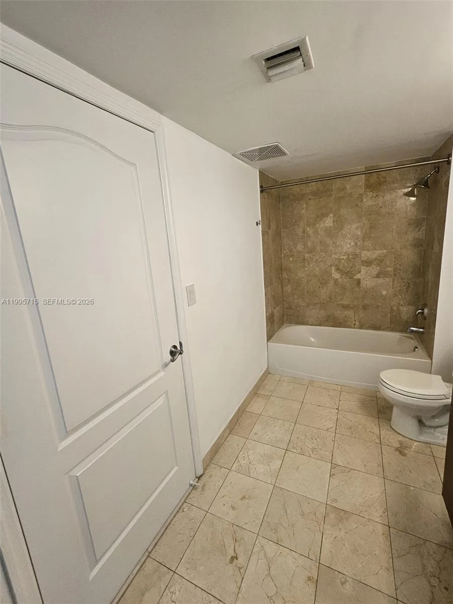 2101 Brickell Ave # 2111, Miami, FL 33129 photo 8