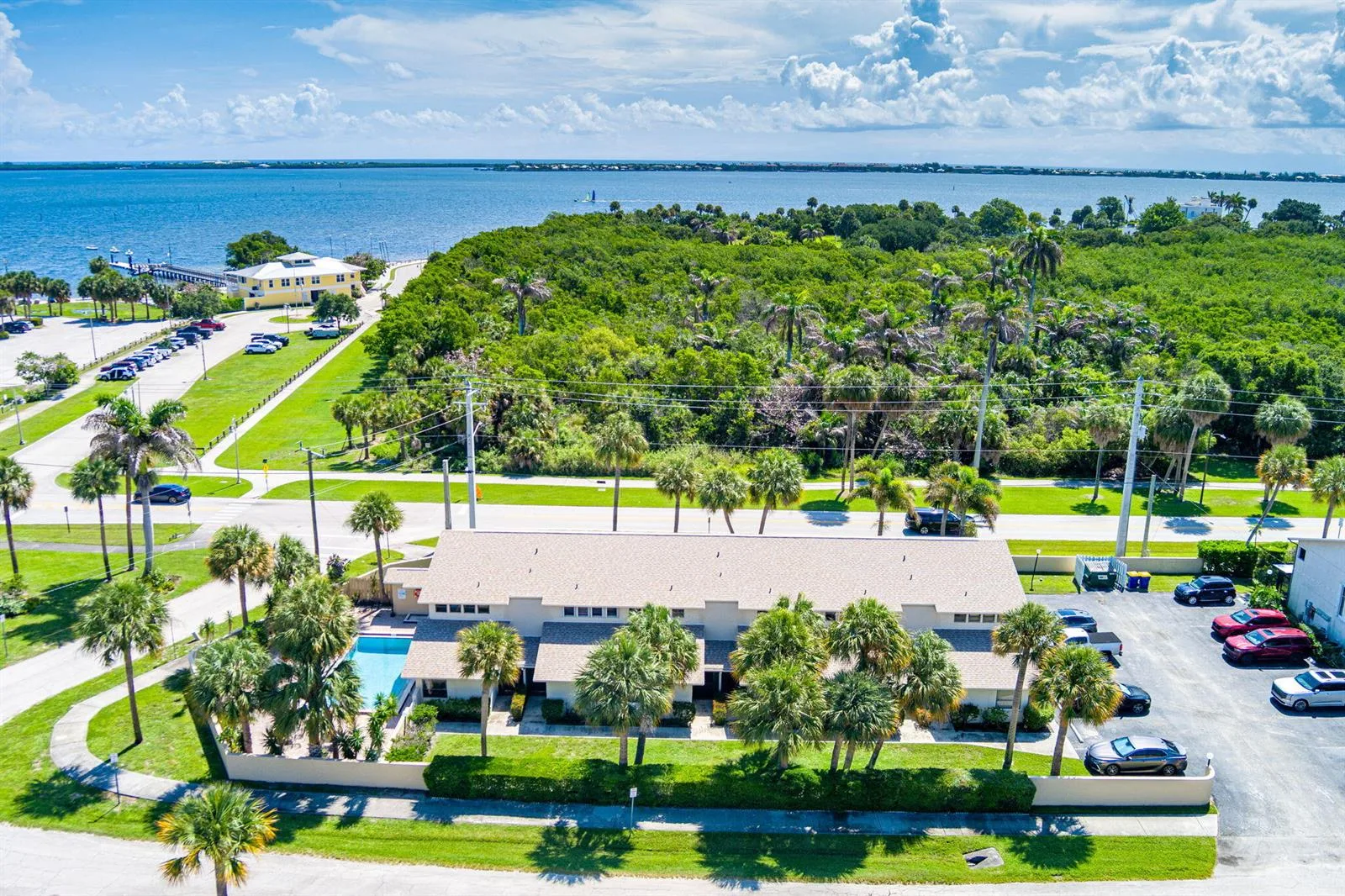 1895 NE Media Avenue # 8, Jensen Beach, FL 34957