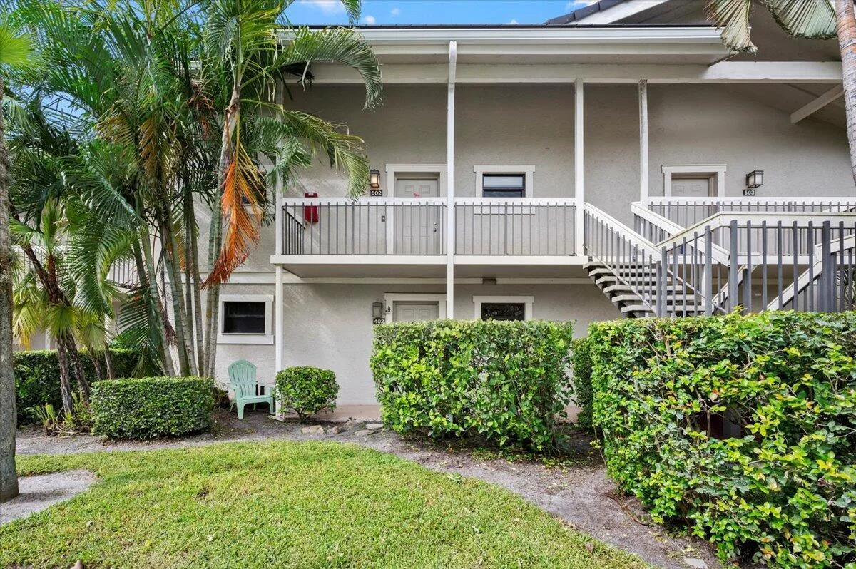 11863 Wimbledon Circle # 441, Wellington, FL 33414