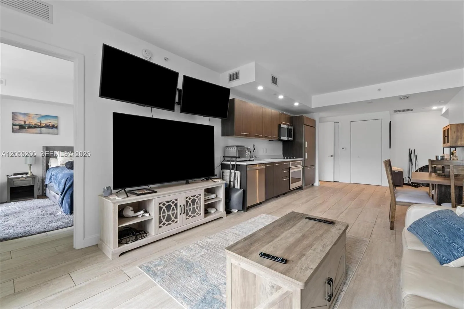 45 SW 9th St # 1109, Miami, FL 33130 photo 6