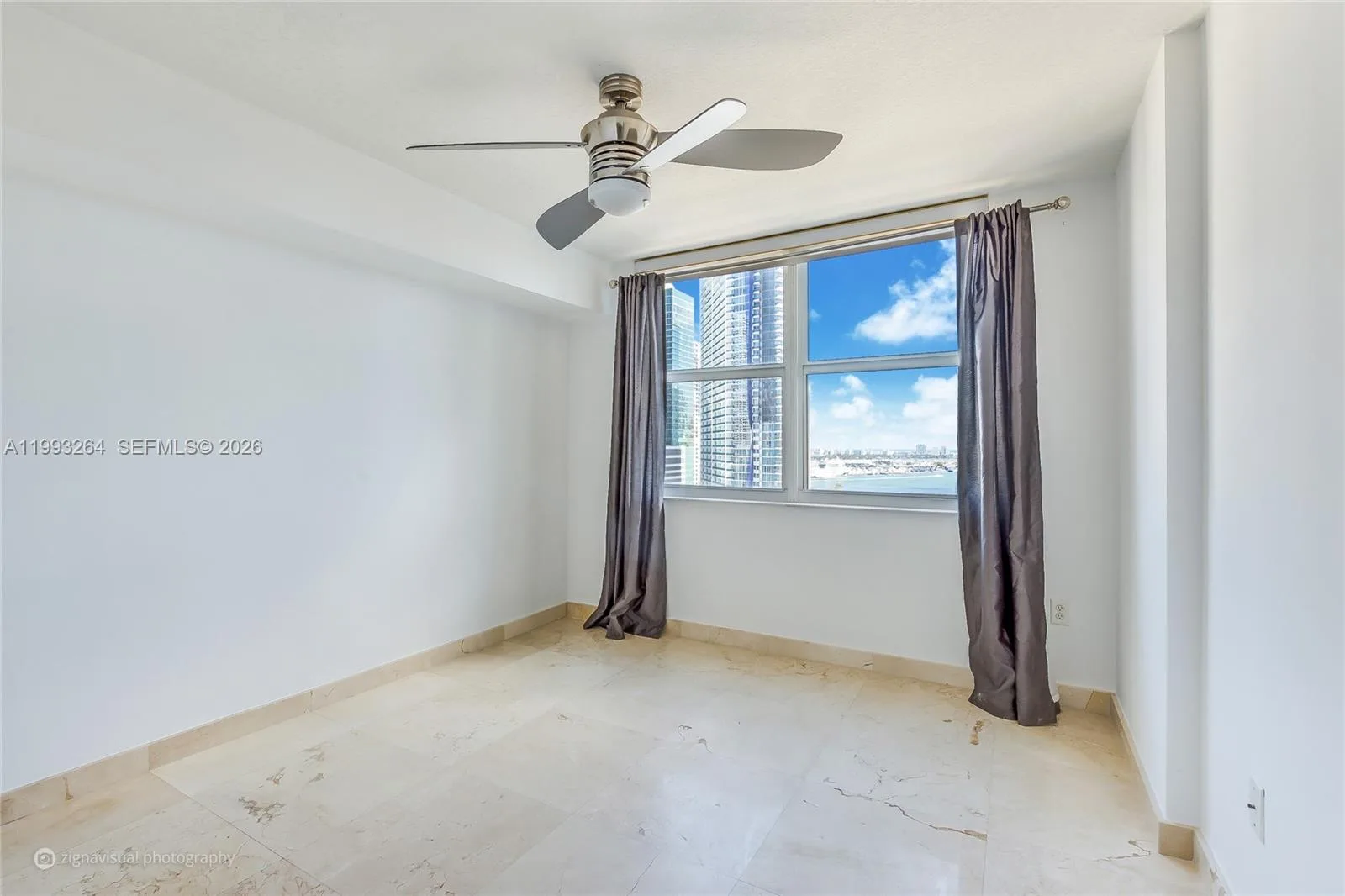31 SE 5th St # 2708, Miami, FL 33131 photo 7
