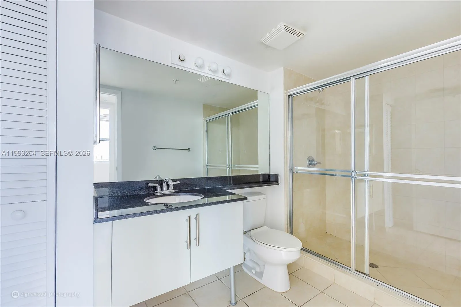 31 SE 5th St # 2708, Miami, FL 33131 photo 8