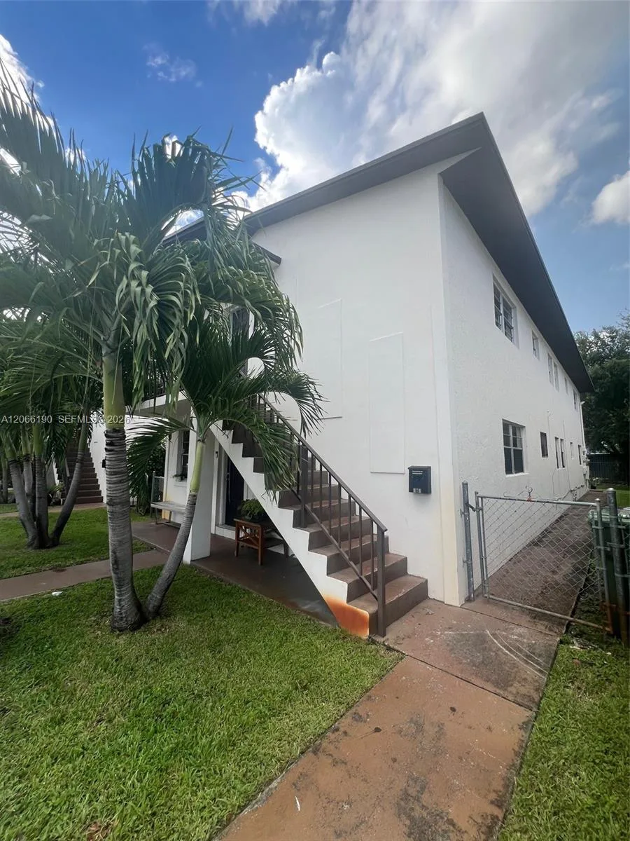 467B E 13th St # 467B, Hialeah, FL 33010