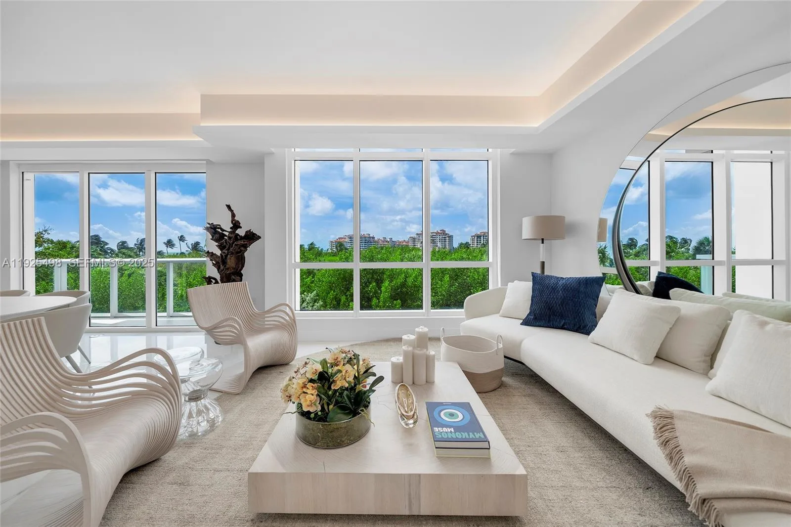 100 S Pointe Dr # TH-13, Miami Beach, FL 33139