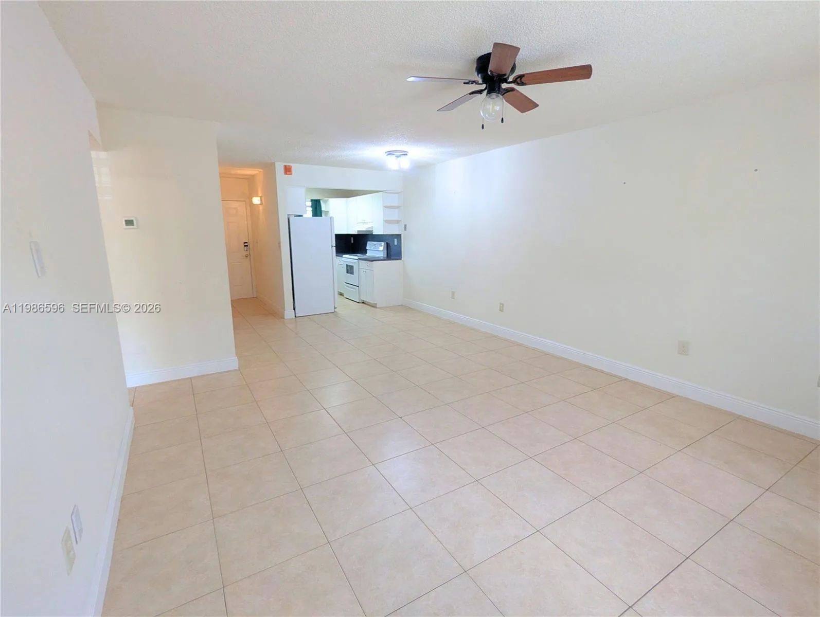 4050 NW 135th St # 8-9, Opa-Locka, FL 33054