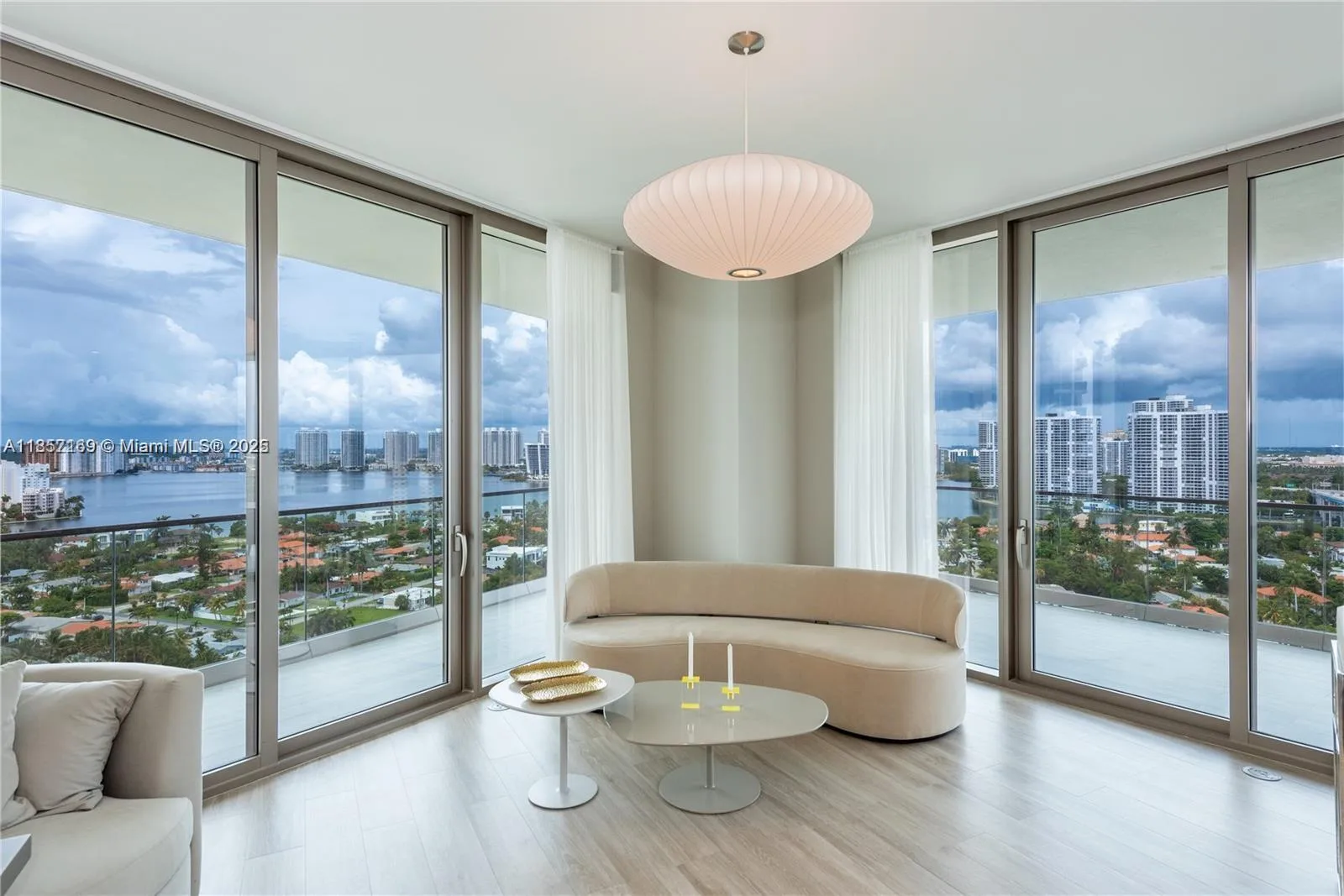 18975 Collins Ave # 1605, Sunny Isles Beach, FL 33160 photo 9
