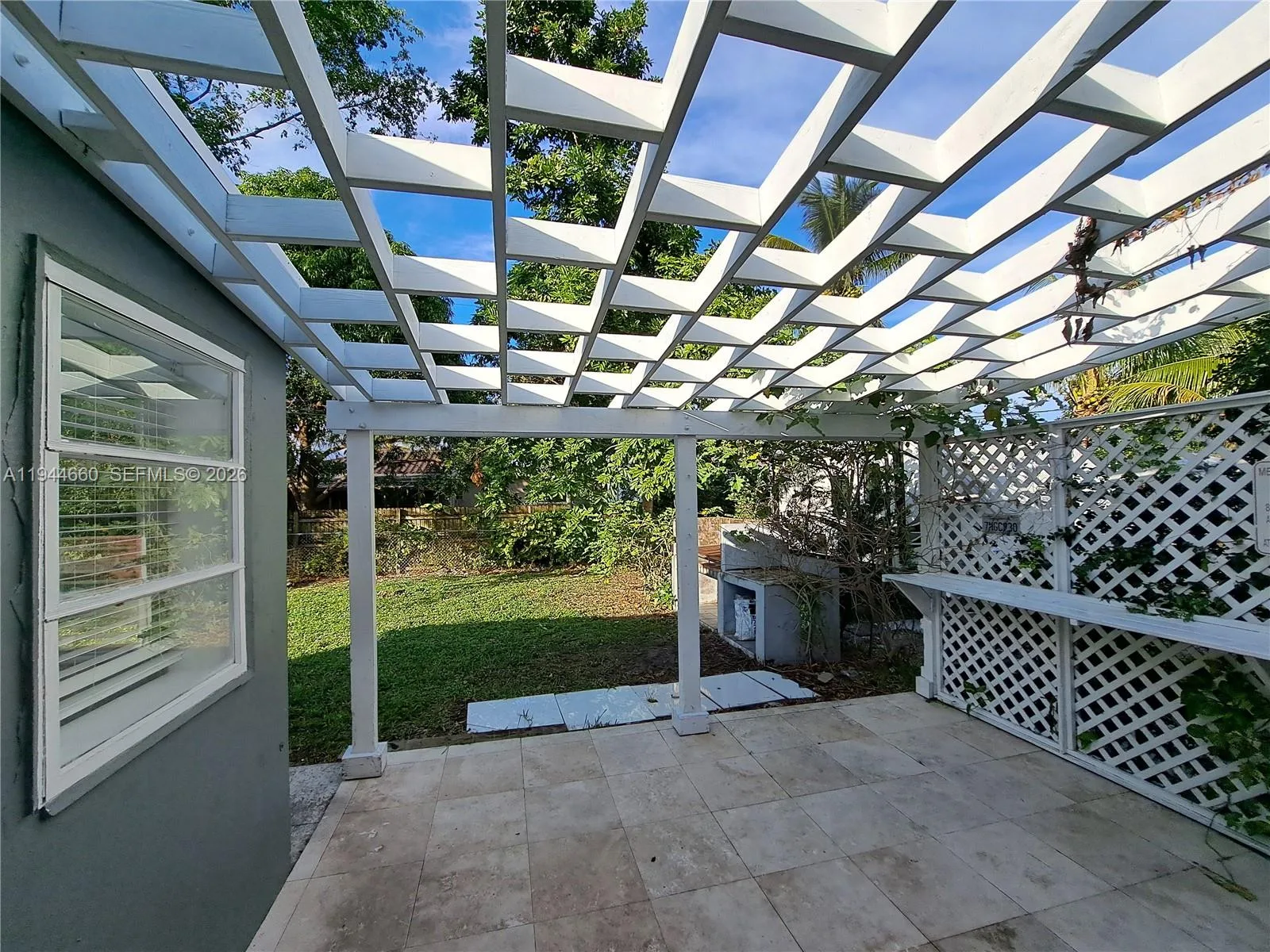 335 NW 102nd St, Miami, FL 33150 photo 6