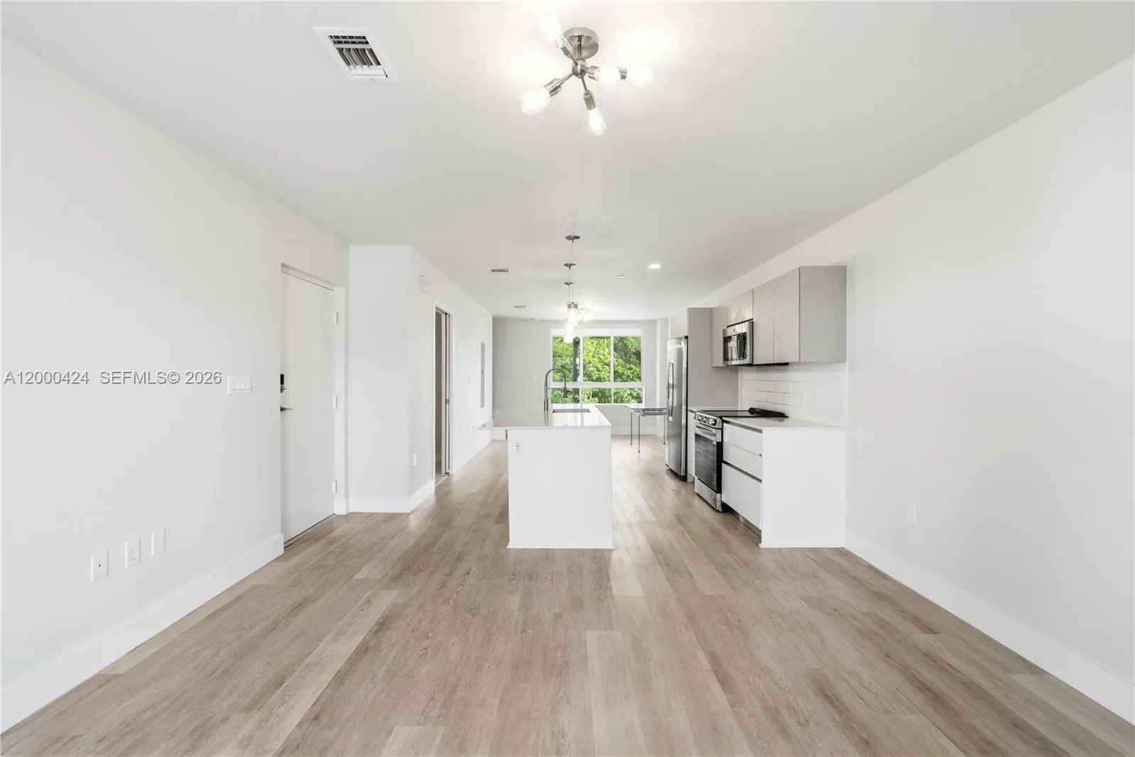 2505 NE 193rd St # 4215, Miami, FL 33180 photo 5
