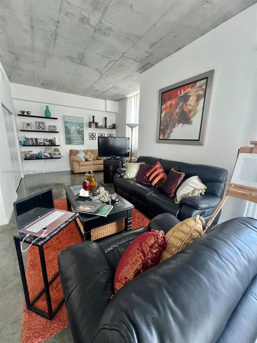 133 NE 2nd Ave # 1102, Miami, FL 33132 photo 4