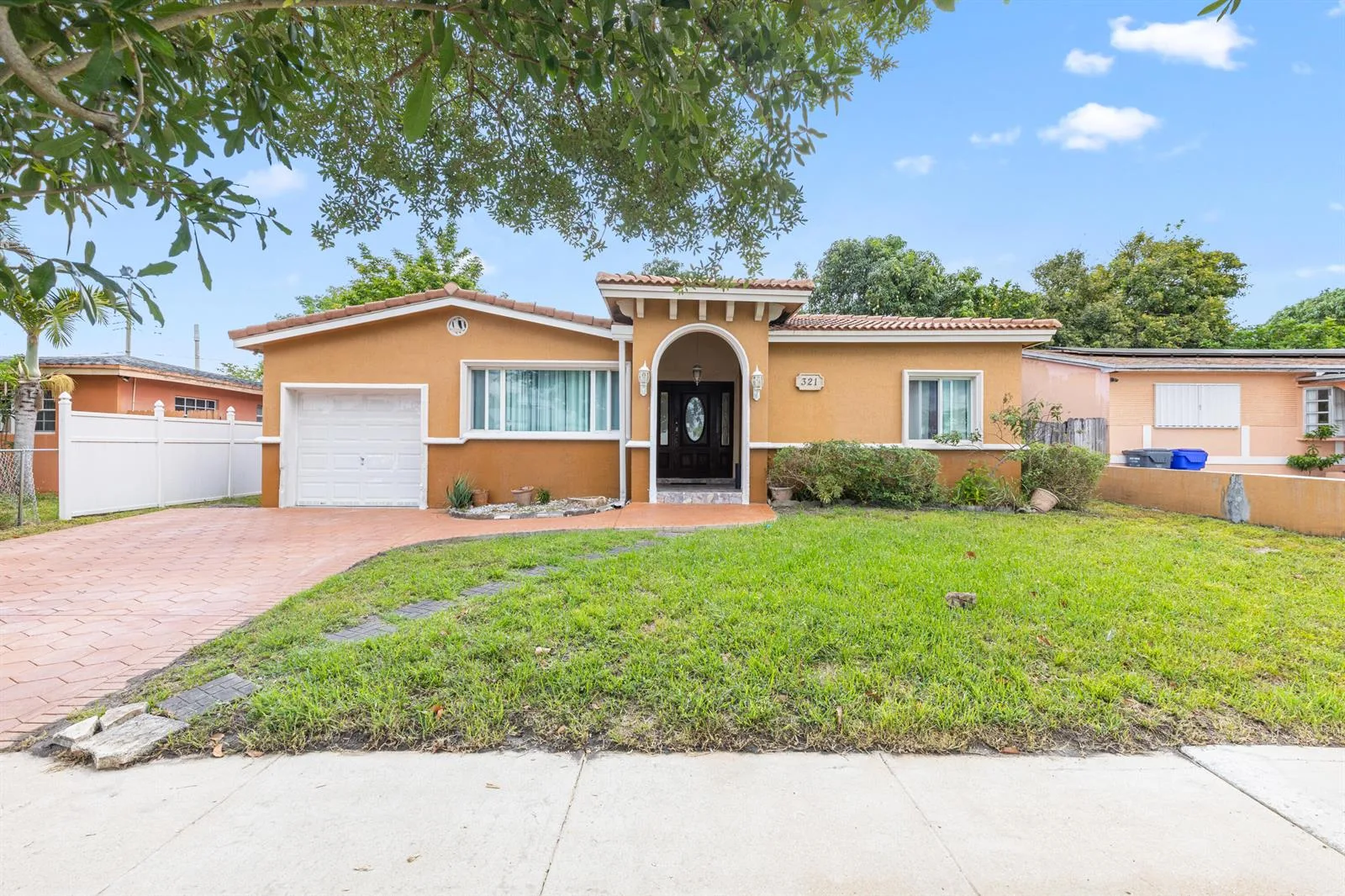 321 N 72nd Terrace, Hollywood, FL 33024