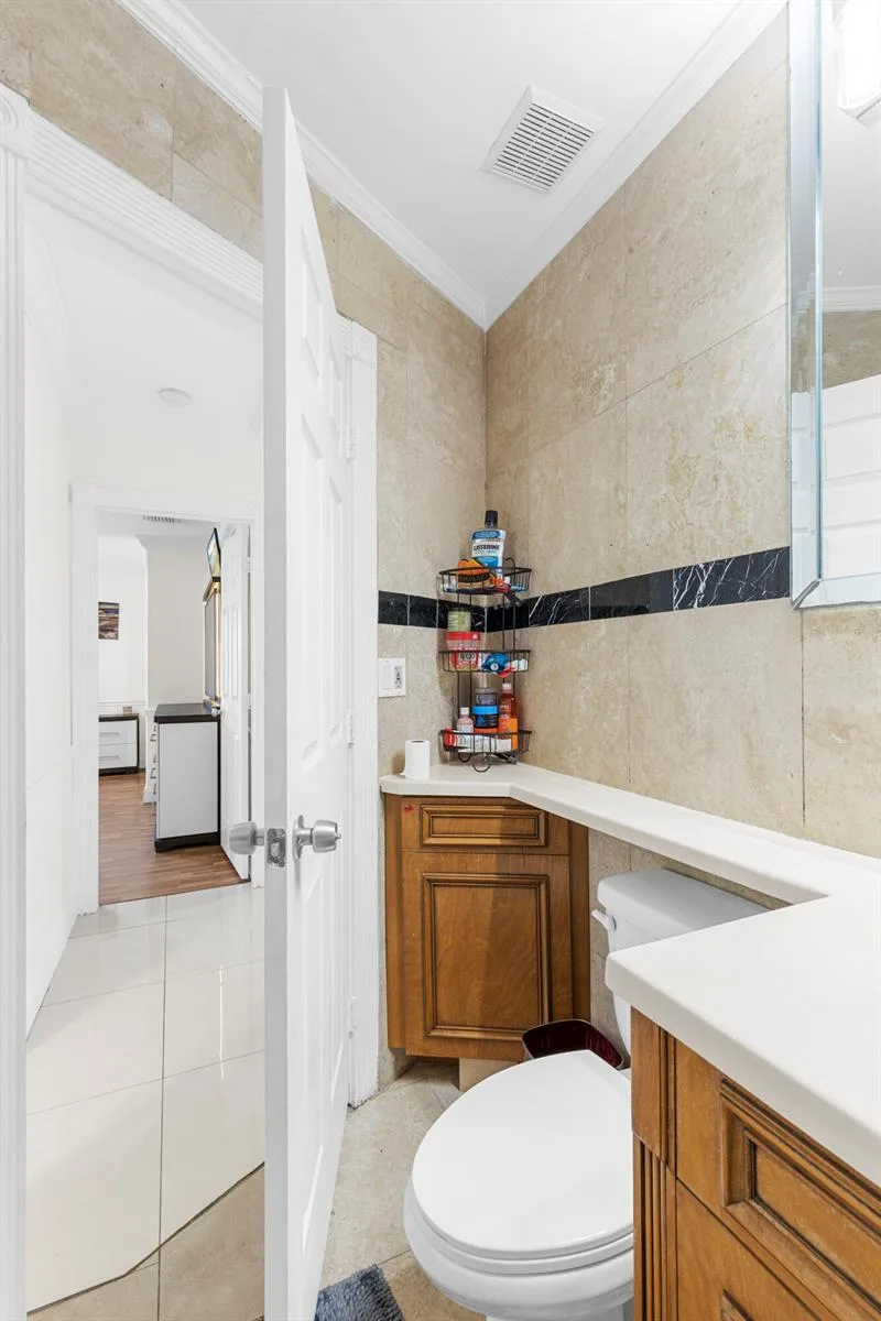 321 N 72nd Terrace, Hollywood, FL 33024 photo 9