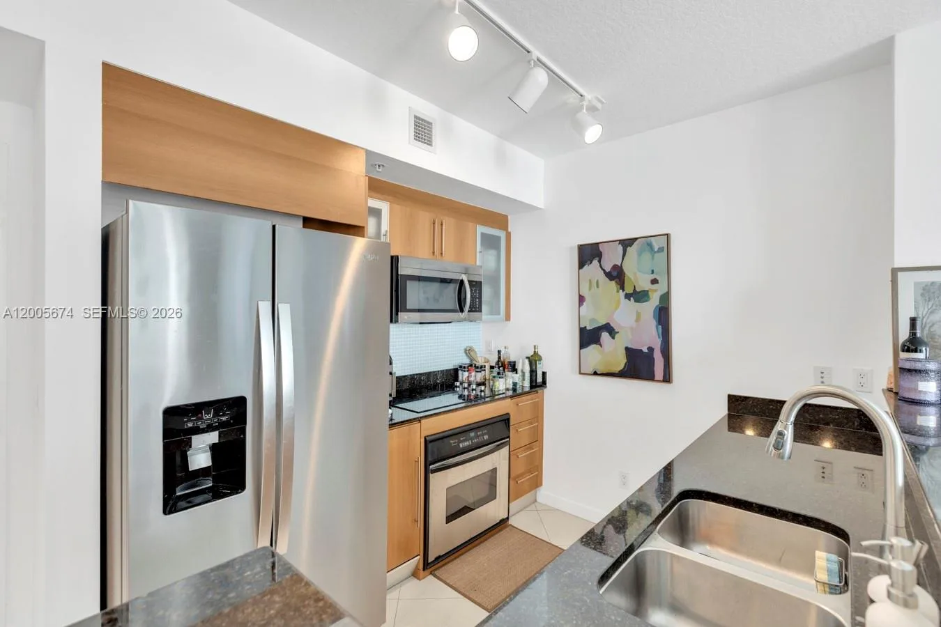 335 S BISCAYNE BL # 3408, Miami, FL 33131 photo 4