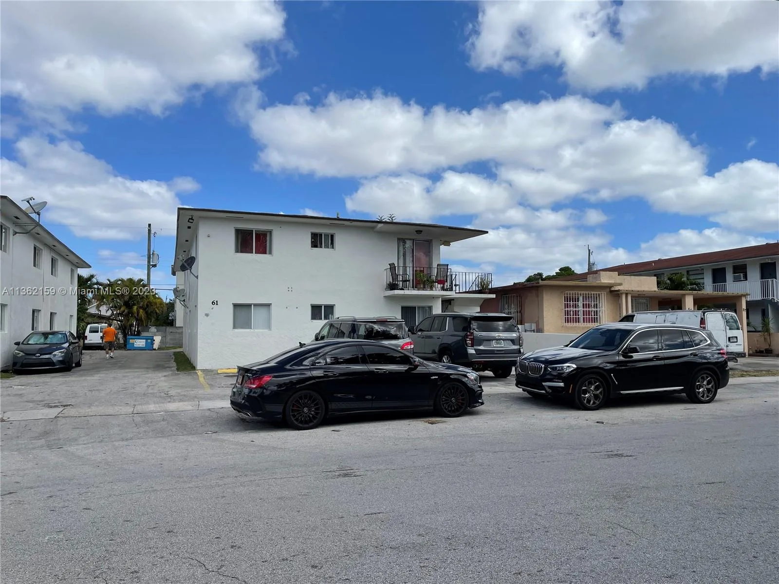 61 W 13th St, Hialeah, FL 33010 photo 2