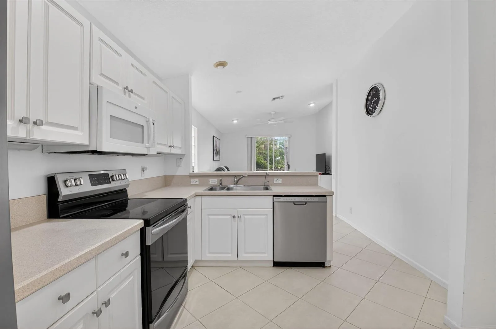 5304 Wycombe Avenue, Boynton Beach, FL 33437 photo 11