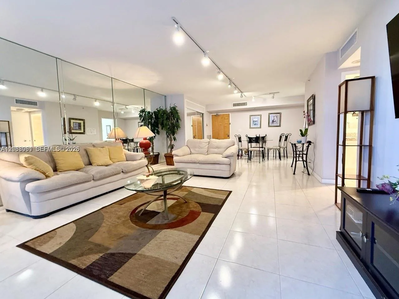 9195 Collins Ave # 512, Surfside, FL 33154