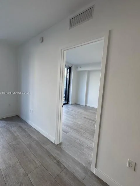 55 SW 9th St # 3307, Miami, FL 33130 photo 8
