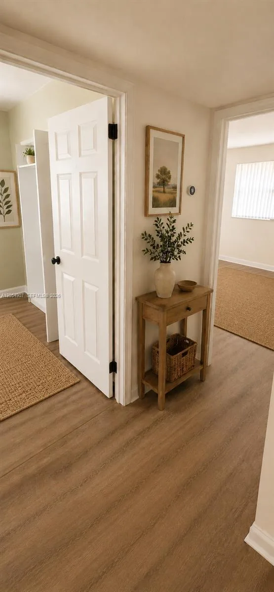 1505 Arrowhead Drive, Sun City Center, FL 33573 photo 8