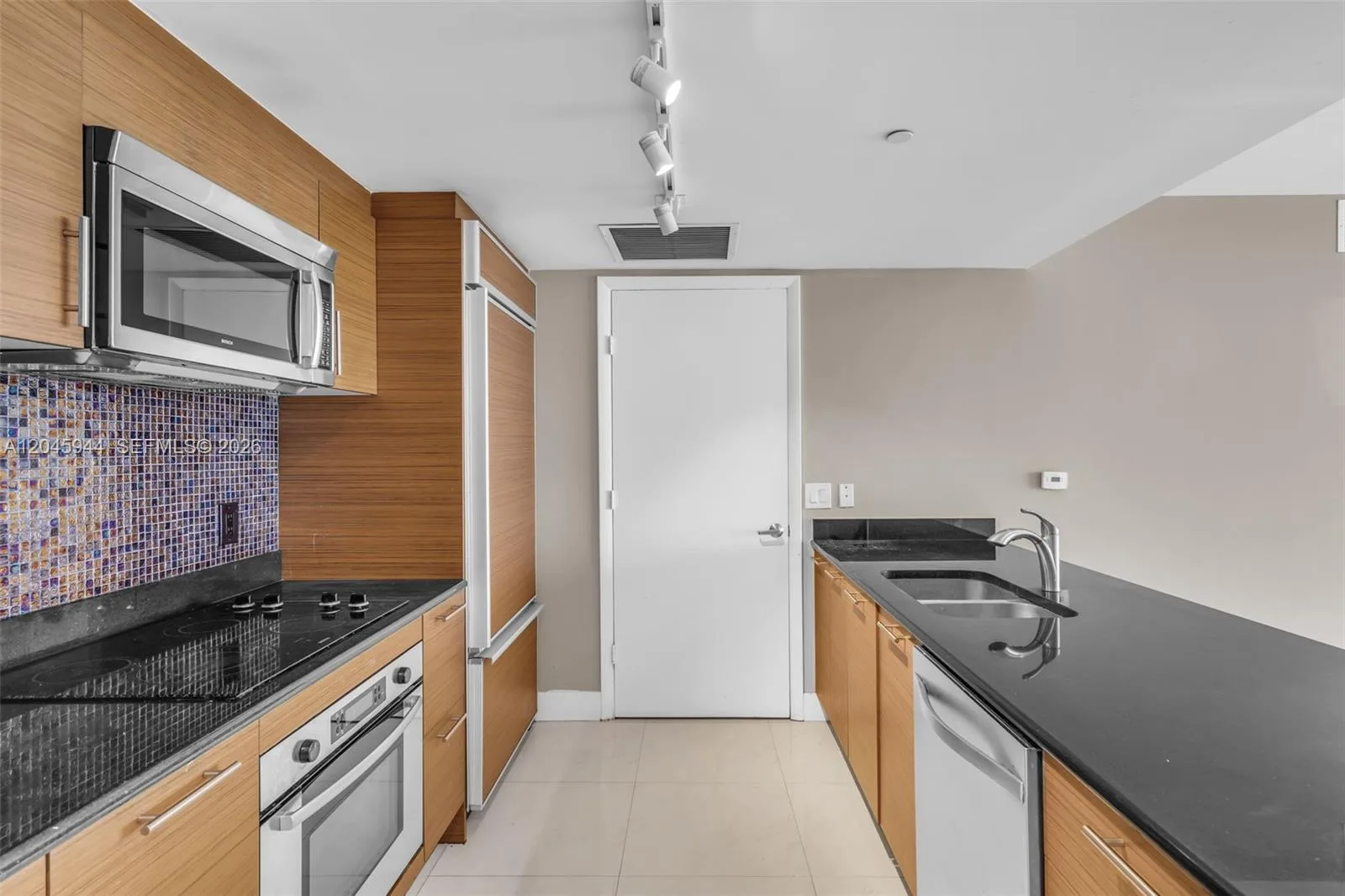 50 Biscayne Blvd # 4208, Miami, FL 33132 photo 7