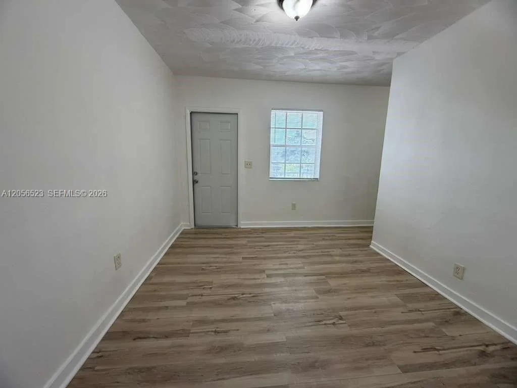 1510 NW 68th St # 9, Miami, FL 33147